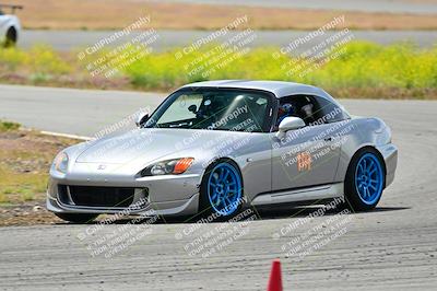 media/May-04-2024-Team Topak Racing (Sat) [[1dff1aa745]]/Advanced/Session 3/